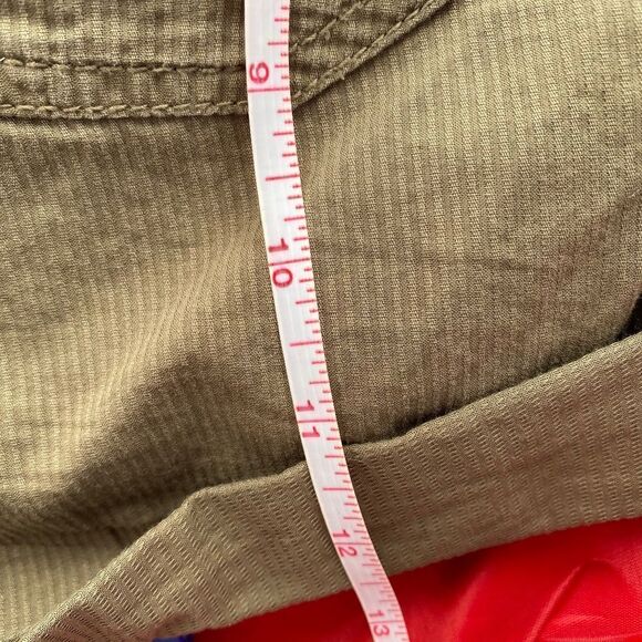 Martin & OSA Comfort Rolled Shorts — Size 2 - Picture 7 of 7